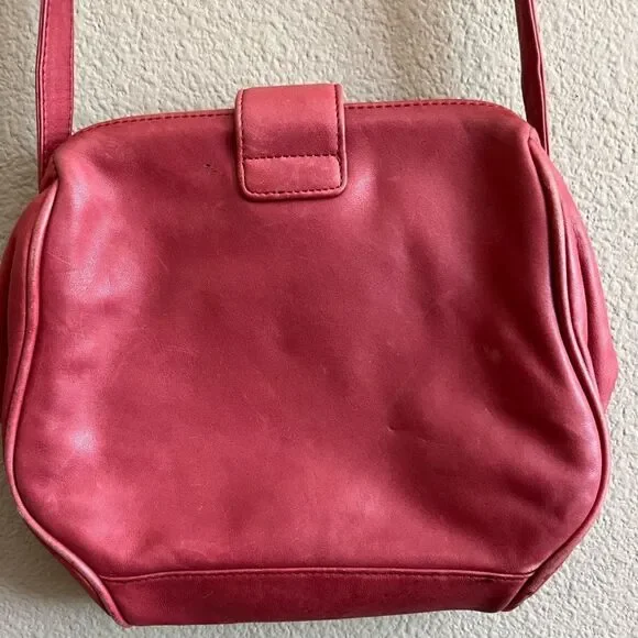 Perry Ellis Portfolio Leather Crossbody Purse - Picture 8 of 14